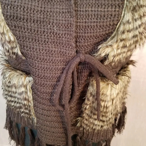 DEROTCHILD Faux Fur Sweater‎ Vest - Picture 5 of 11